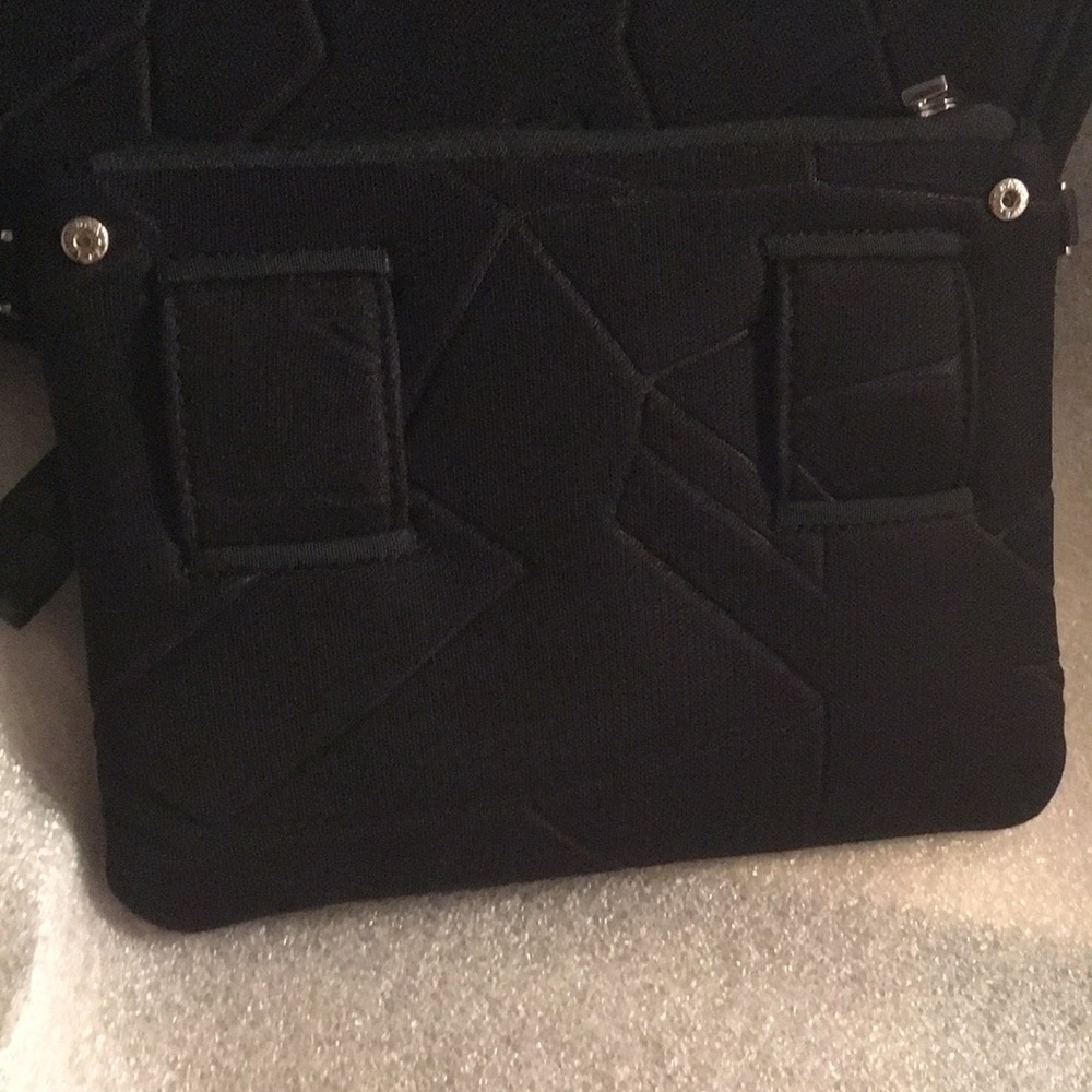 Go Dash Dot Isabelle Tote & Wristlet Black Fabric - image 5